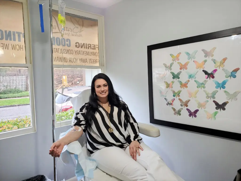 Image showing patient replenish fluids, electrolytes, and essential nutrients directly into the bloodstream for rapid recovery, hydration, and wellness support. 